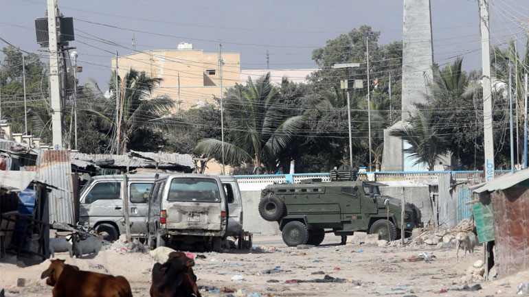 Σομαλία: 20 νεκροί από έκρηξη παγιδευμένου αυτοκινήτου έξω από εστιατόριο