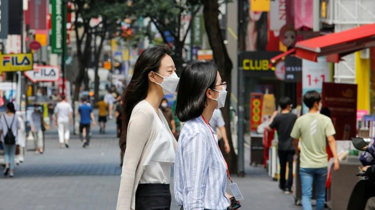 Εγκρίθηκαν τα εμβόλια των Pfizer/BioNTech και AstraZeneca στη Νότια Κορέα