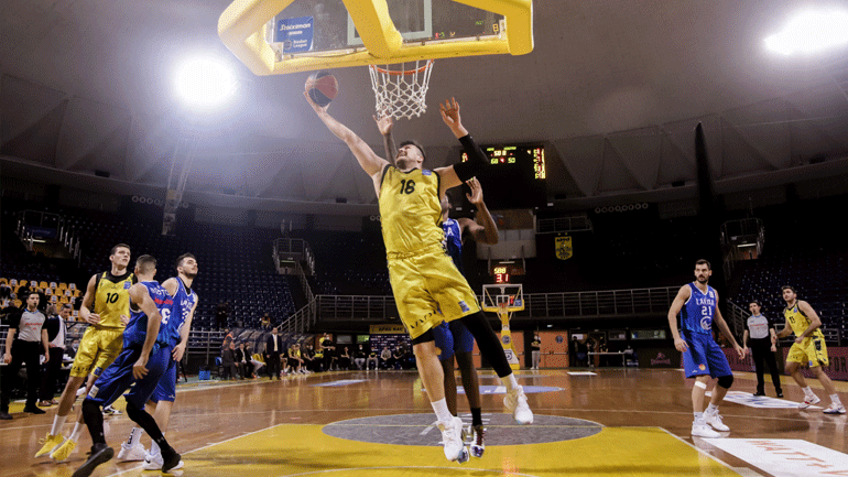 Εύκολη νίκη για τον Άρη, 70-52 τη Λάρισα