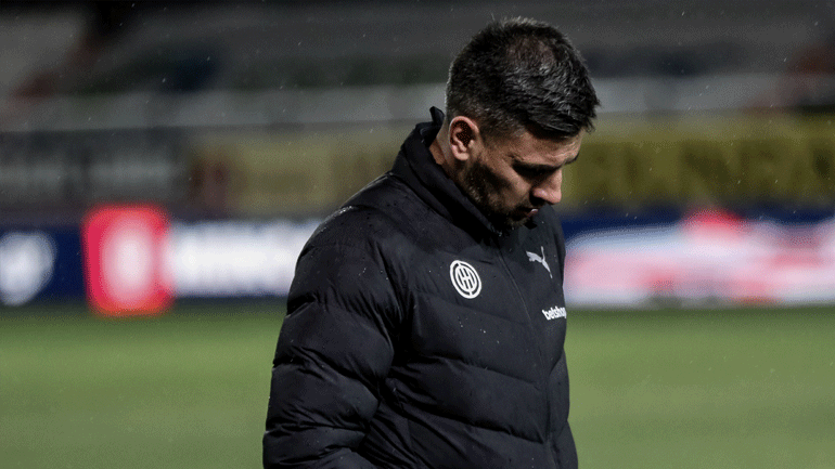 Άνοιξε την πόρτα της εξόδου ο Σίμος: «Αυτή η αλλαγή είναι το καλύτερο για τον ΟΦΗ»