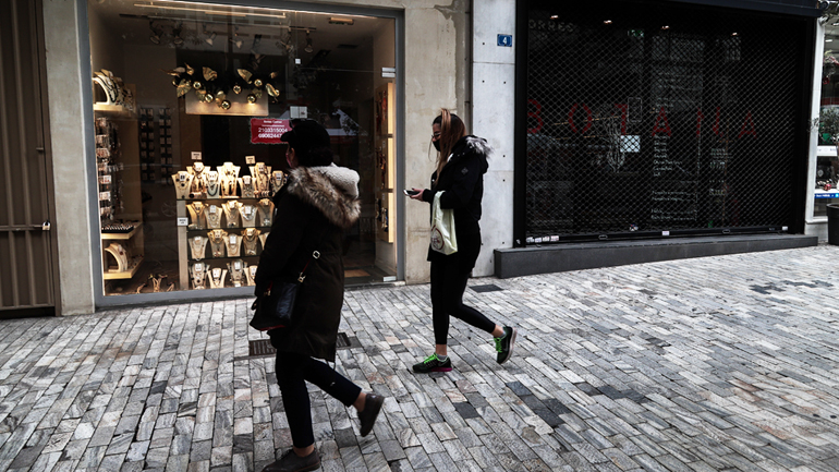 Εντός Μαρτίου η πιθανή ημερομηνία για το άνοιγμα του λιανεμπορίου