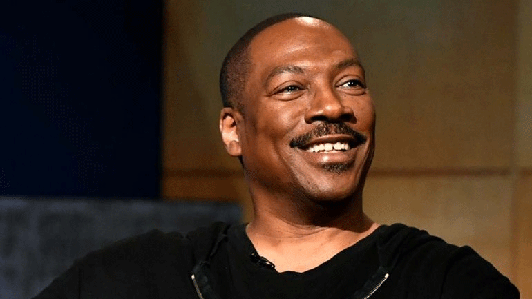 Ο Έντι Μέρφι σκέφτεται να επιστρέψει στη stand-up κωμωδία