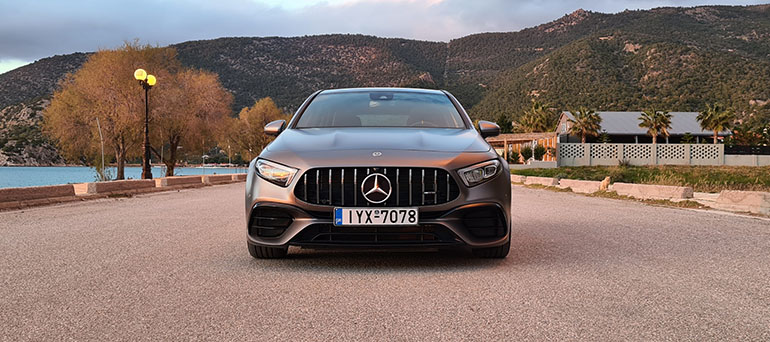 Πολύ... επιθετικό και με αλλαγές ξεκίνησε το 2021 (στη φωτό η Mercedes AMG A45S)