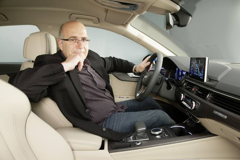 Ο Πέτρος Πιτσίνης