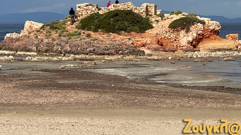 Το φαινόμενο της άμπωτης: Γιατί υποχωρούν τα νερά της θάλασσας;