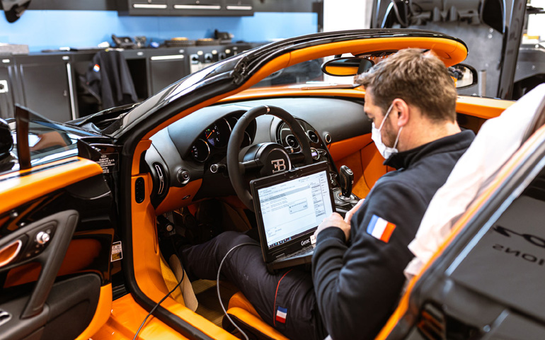 Το service πραγματοποιείται από συγκεκριμένες ομάδες τεχνικών.