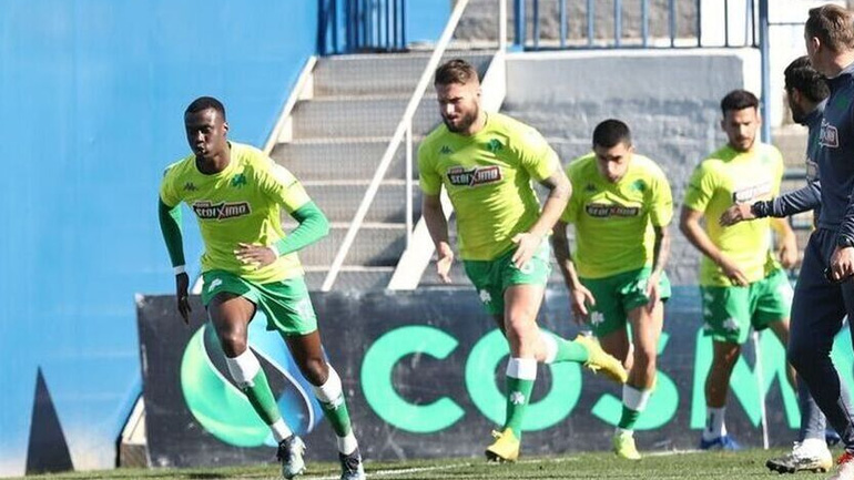 Παναθηναϊκός: Τετ-α-τετ Ντρεοσί και Μπόλονι με τους παίκτες