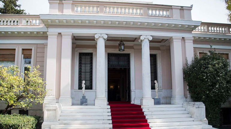 Συνάντηση με τον καθηγητή Ν. Αλιβιζάτο θα έχει σήμερα στις 18:30 ο πρωθυπουργός