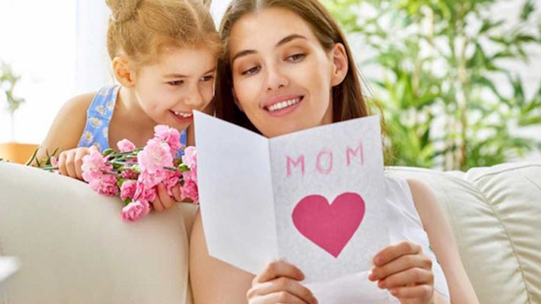 Όσα θα πρέπει να έχουν στο μυαλό τους οι μητέρες που μεγαλώνουν μόνες τους τα παιδιά