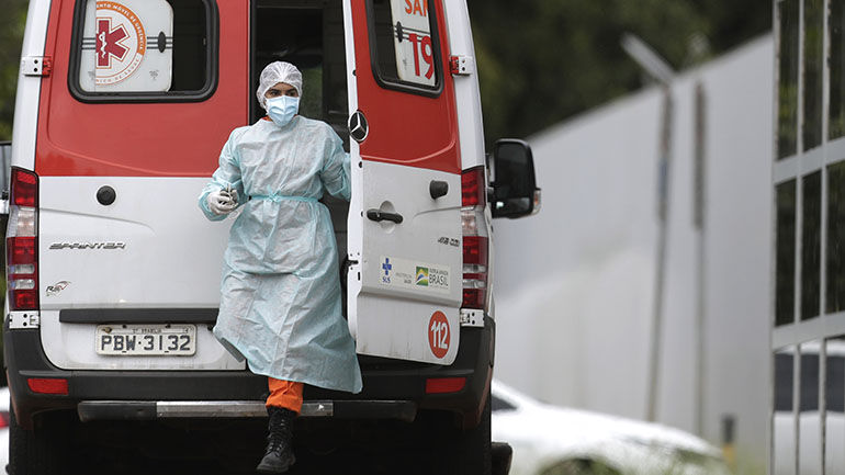 Βραζιλία: Νέο τραγικό ρεκόρ 1.972 θανάτων λόγω κορωνοϊού