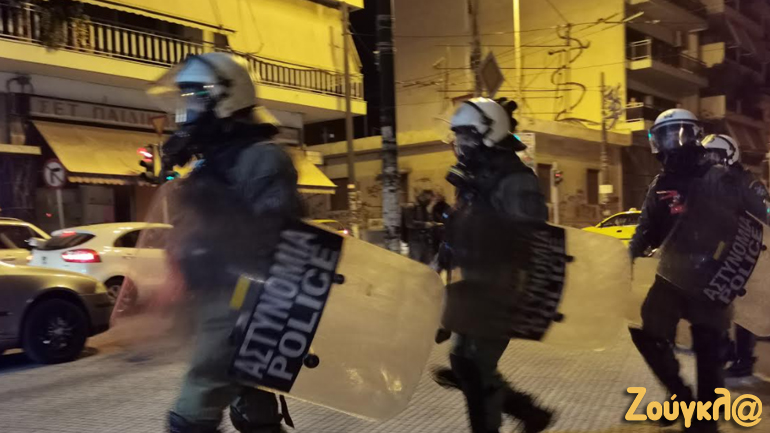 Επεισόδια στη Νίκαια έπειτα από συγκέντρωση κατά της αστυνομικής βίας