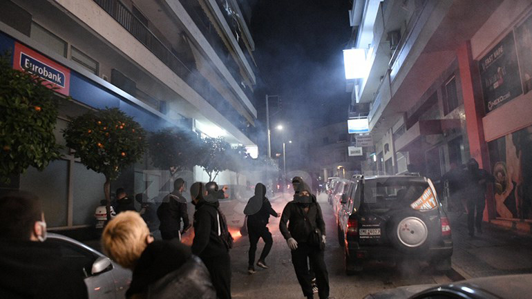 Συνελήφθη άνδρας που συμμετείχε στον ξυλοδαρμό του αστυνομικού