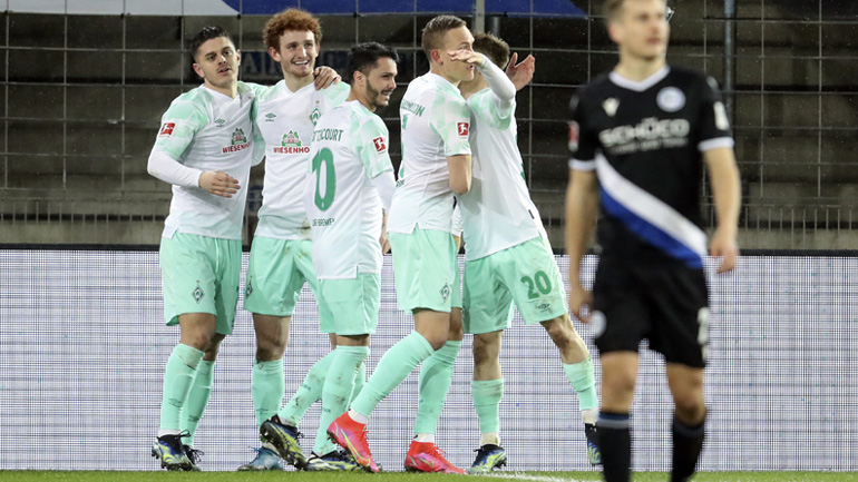 Νίκη παραμονής για τη Βέρντερ, 2-0 την Αρμίνια