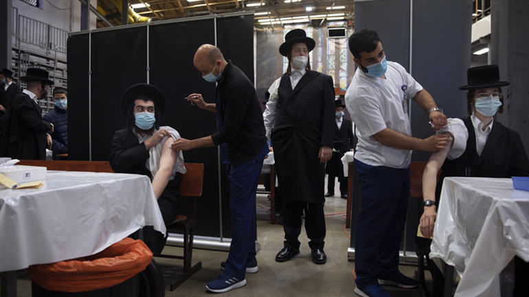 Ισραήλ: Ξεπέρασε το 54% το ποσοστό των πολιτών που έχουν εμβολιαστεί