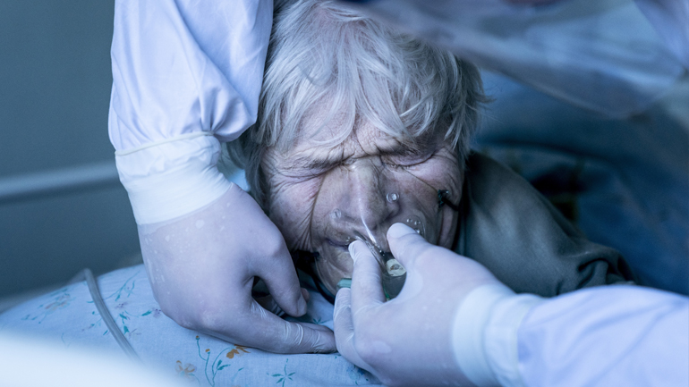 Ρεκόρ εισαχθέντων με Covid-19 στα νοσοκομεία της Ουκρανίας