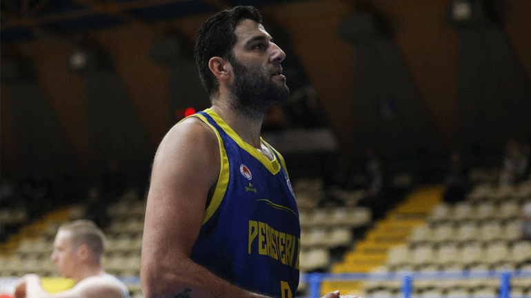 Μπάσκετ: Ο Μπουρούσης ανακοίνωσε την αποχώρησή του από το Περιστέρι