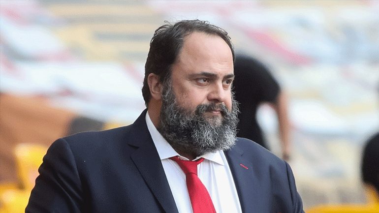 Από τον Μαρινάκη απαιτούμε συνέπεια στη… μαγκιά του