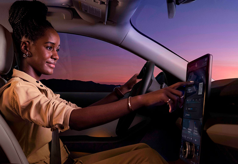 25 γυναίκες εξέλιξαν το σύστημα αυτοματοποιημένης οδήγησης