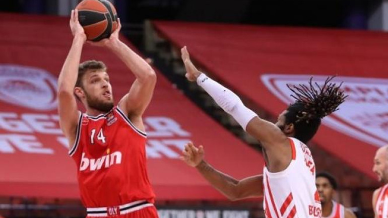 Βεζένκοφ: «Να βάλω buzzer beater και να κερδίσουμε την Ευρωλίγκα»