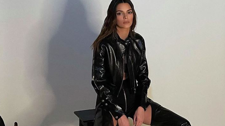 Το virtual lookbook του οίκου Givenchy περιλαμβάνει τις αγαπημένες celebrities