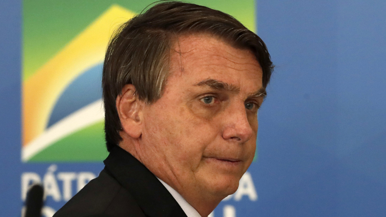 Βραζιλία: Σε νέα ύψη η διαμάχη γύρω από τη χρήση μάσκας από μέλη της κυβέρνησης