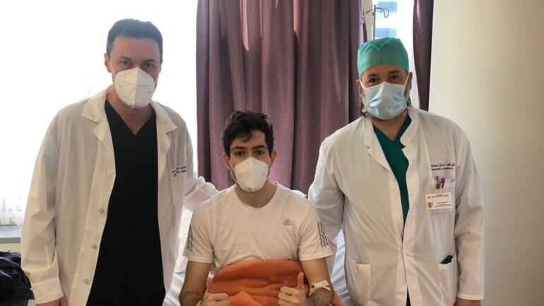 Σε θεραπεία γόνατος με βλαστοκύτταρα υποβλήθηκε ο Μιλτιάδης Τεντόγλου