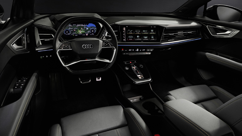 Ολοκαίνουριο τιμόνι και ψηφιακές οθόνες για το compact ηλεκτρικό SUV.