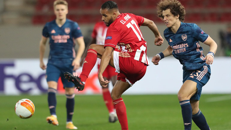 Τυχερός ο Ολυμπιακός και… θαμπός με την προβληματική Άρσεναλ