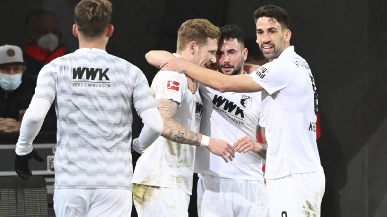 Νέα ήττα για τη Γκλάντμπαχ, 3-1 η Άουγκσμπουργκ