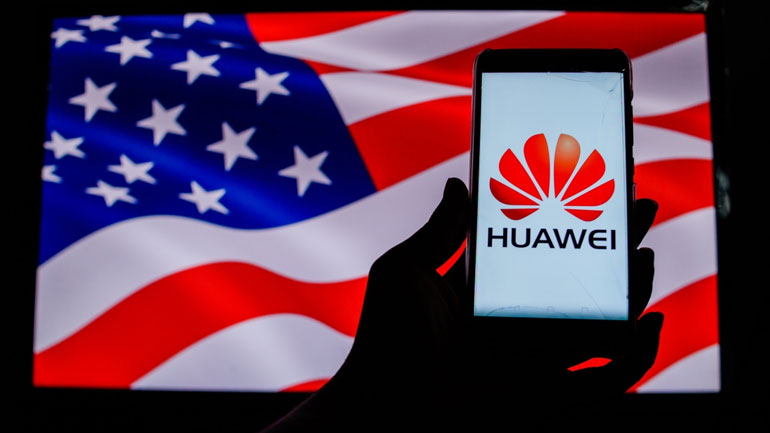 Σκληρή στάση από την κυβέρνηση Μπάιντεν στις εξαγωγές υλικού προς τη Huawei