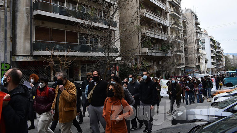 Πορεία πολιτών κατά της αστυνομικής βίας στα Εξάρχεια