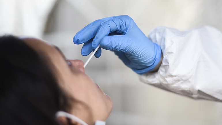 Ολλανδία: Σχεδόν 6.400 κρούσματα Covid-19 μέσα σε 24 ώρες