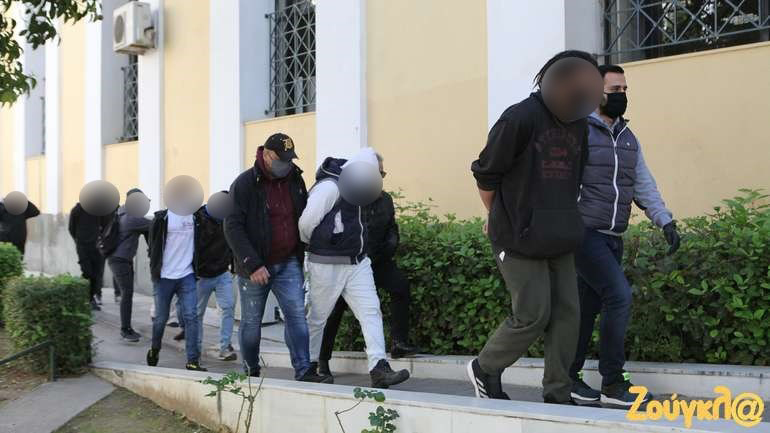 Τι υποστηρίζει o «Ινδιάνος» για τα επεισόδια στη Νέα Σμύρνη – Αρνείται κάθε σχέση με το συμβάν