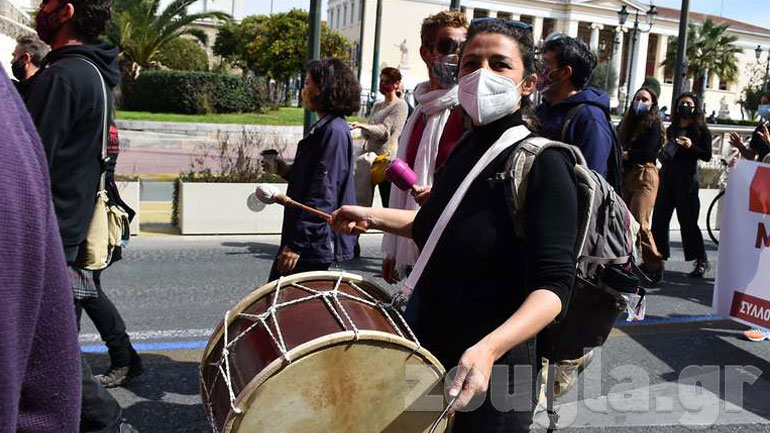 Πορεία καλλιτεχνών στα Προπύλαια