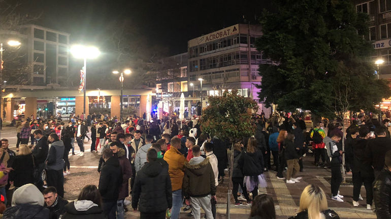 Πλήθος κόσμου την τελευταία Κυριακή της Αποκριάς σε Ξάνθη και Κοζάνη