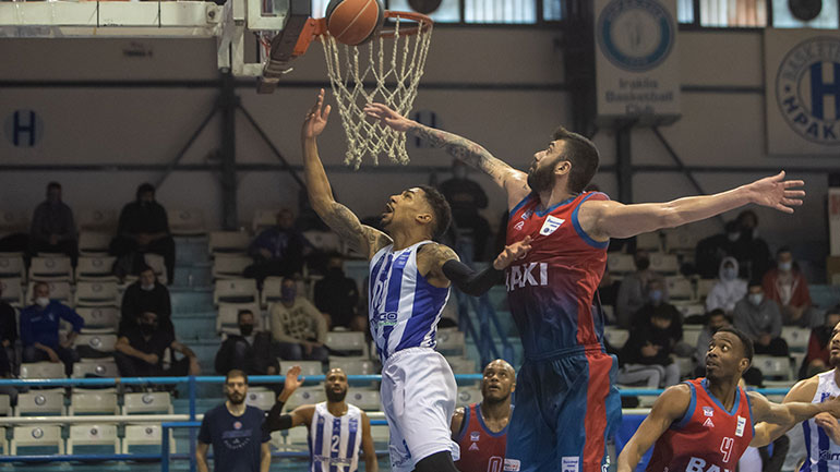 Καταιγιστικός ο Ηρακλής, 100-78 το Μεσολόγγι