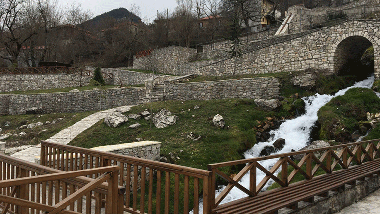Η δύναμη του νερού δίνει ζωή στο Ανθοχώρι Μετσόβου