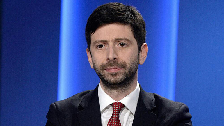 Ιταλία: Ο Υπ. Υγείας αναμένει ο αριθμός των νέων κρουσμάτων να αρχίσει να μειώνεται στο τέλος της άνοιξης