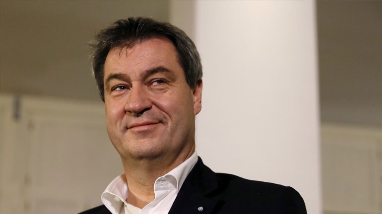 Γερμανία: «Να εμβολιαστούν οι πολιτικοί με το εμβόλιο της AstraZeneca»