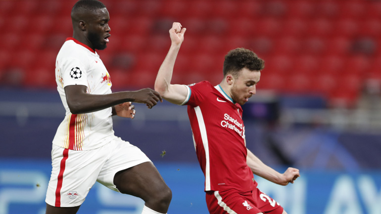 Λειψία: Νοκ-άουτ για δύο εβδομάδες ο Ουπαμεκανό