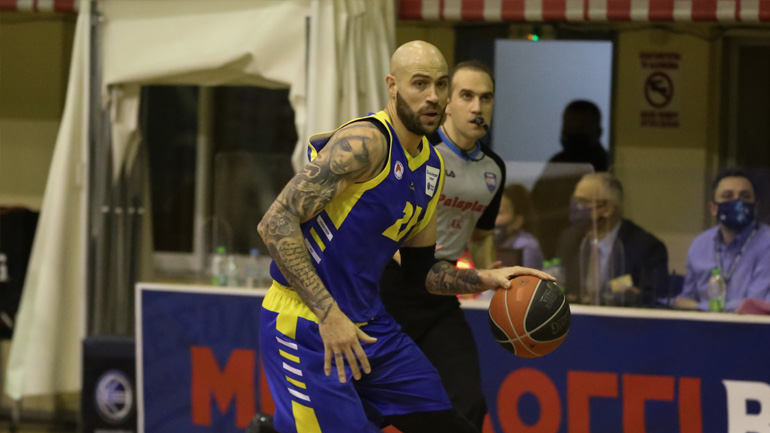 Μπάσκετ: Στη δεκάδα των κορυφαίων ριμπάουντερ της Basket League ο Βασιλόπουλος