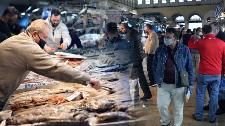 Αυξημένη κίνηση στη Βαρβάκειο Αγορά