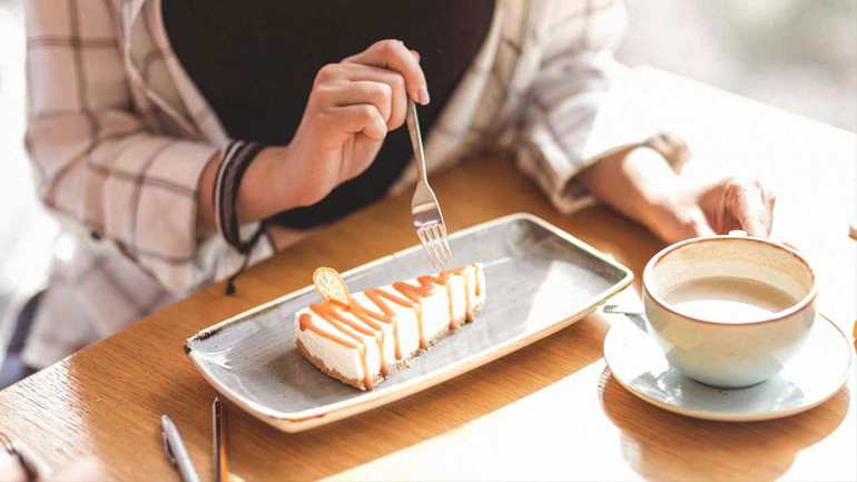 Τρία πράγματα που θα συμβούν στο σώμα σας εάν κόψετε τη ζάχαρη