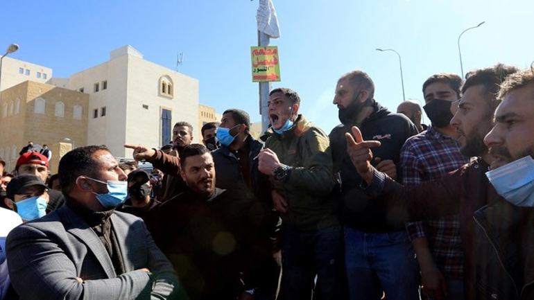 Ιορδανία: Διαδήλωση εναντίον των περιοριστικών μέτρων για δεύτερο συνεχόμενο βράδυ στο Αμάν