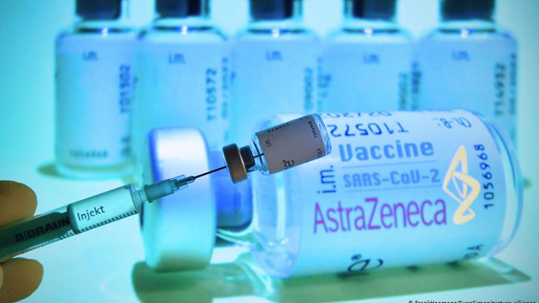 Εθνική Επιτροπή Εμβολιασμών: Κανονικά οι εμβολιασμοί με το εμβόλιο της AstraZeneca