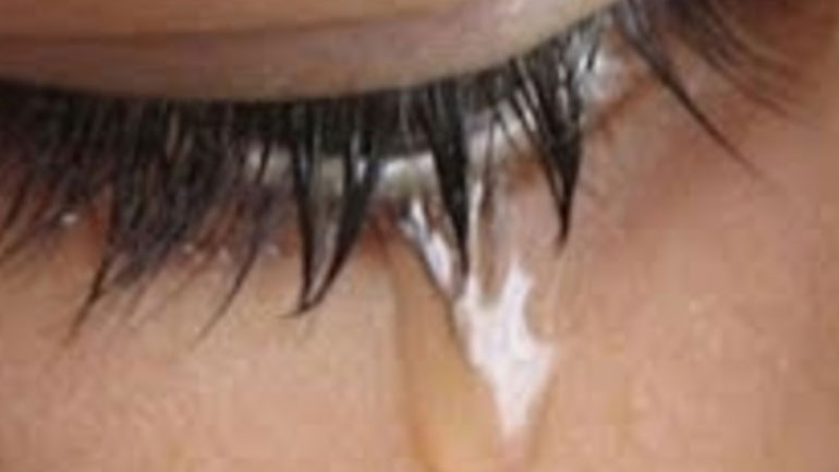 Δημιουργήθηκαν στο εργαστήριο οι πρώτοι δακρυϊκοί αδένες με πραγματικά δάκρυα