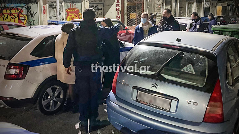 Έφοδος σε κορωνοπάρτι Γάλλων φοιτητών στη Θεσσαλονίκη – Κρύφτηκαν στις ντουλάπες