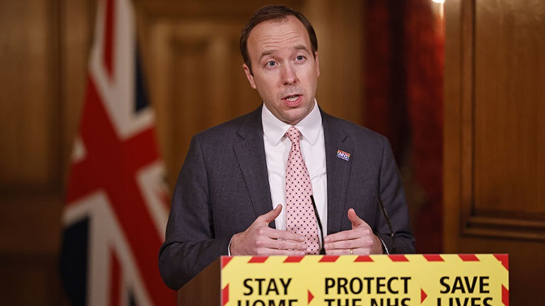 Μεγάλη Βρετανία: Σκαμπανεβάσματα στους εμβολιασμούς – Μειώνονται οι παραδόσεις από την AstraZeneca