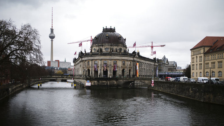 Γερμανία: Ακόμα 249 θάνατοι λόγω COVID-19 και χιλιάδες κρούσματα μέσα σε 24 ώρες