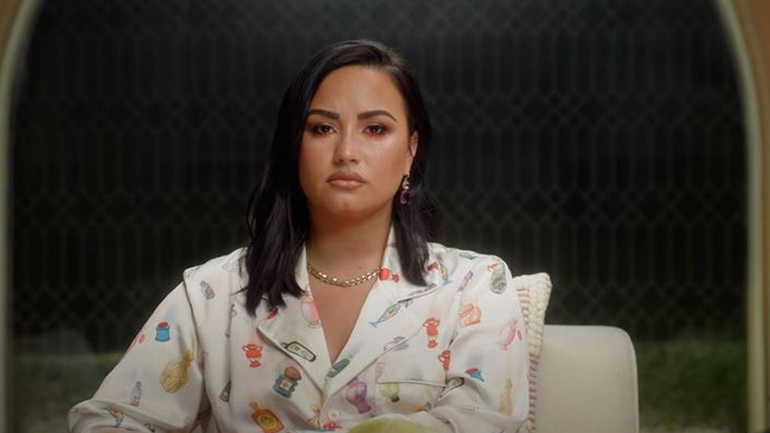 Σοκάρει η Demi Lovato μιλώντας για τον βιασμό στην εφηβεία της